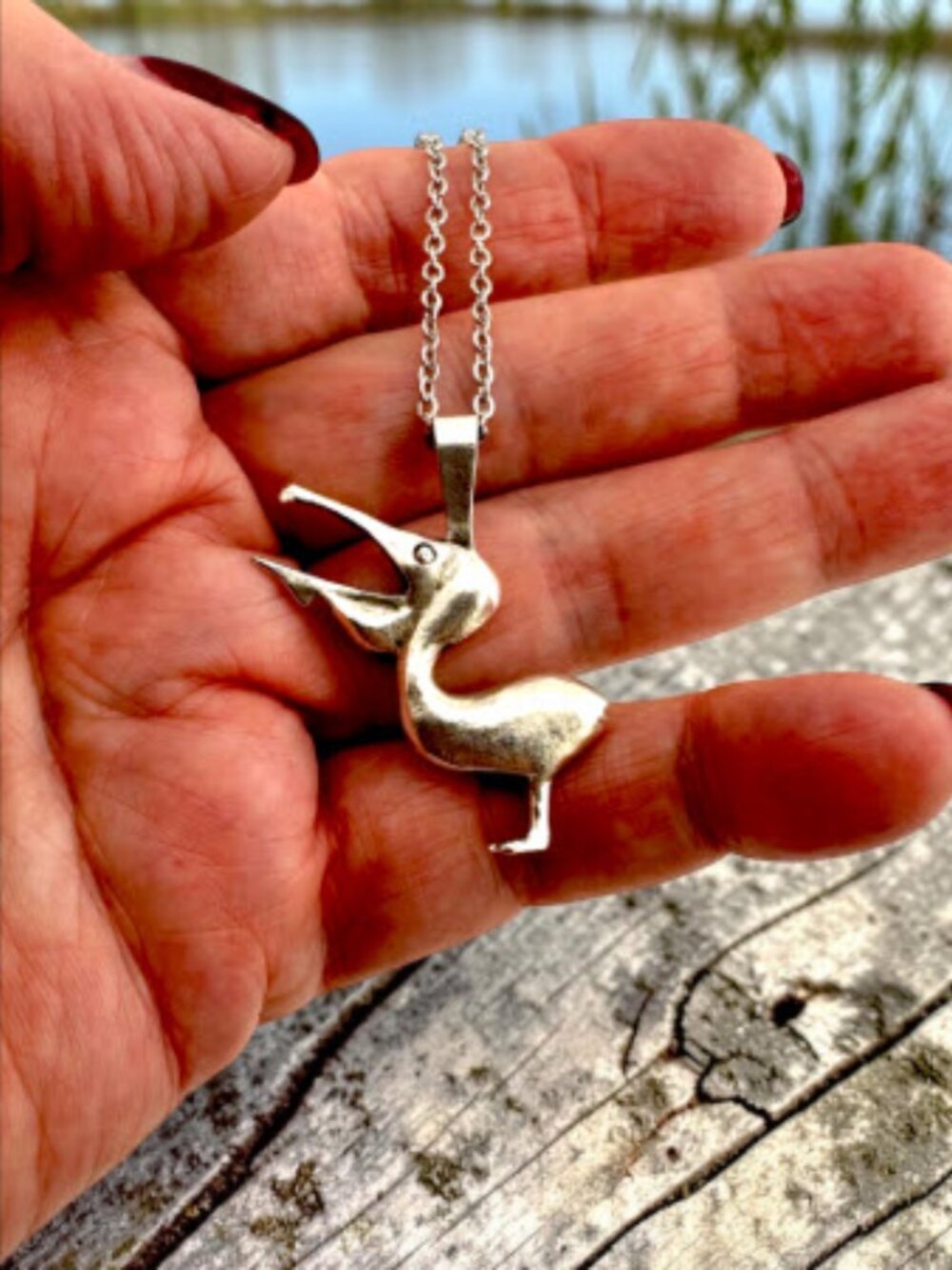 Pelican Necklace Silver Tone Bird Pendant Diamond Cut Stainless Steel Chain - Picture 7 of 9